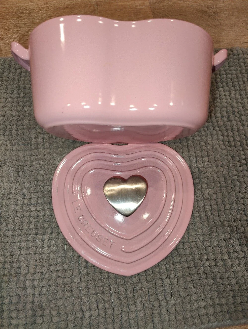 Vintage Le Creuset Heart-Shaped Cast Iron Dutch Oven - Rare Pink ❤️